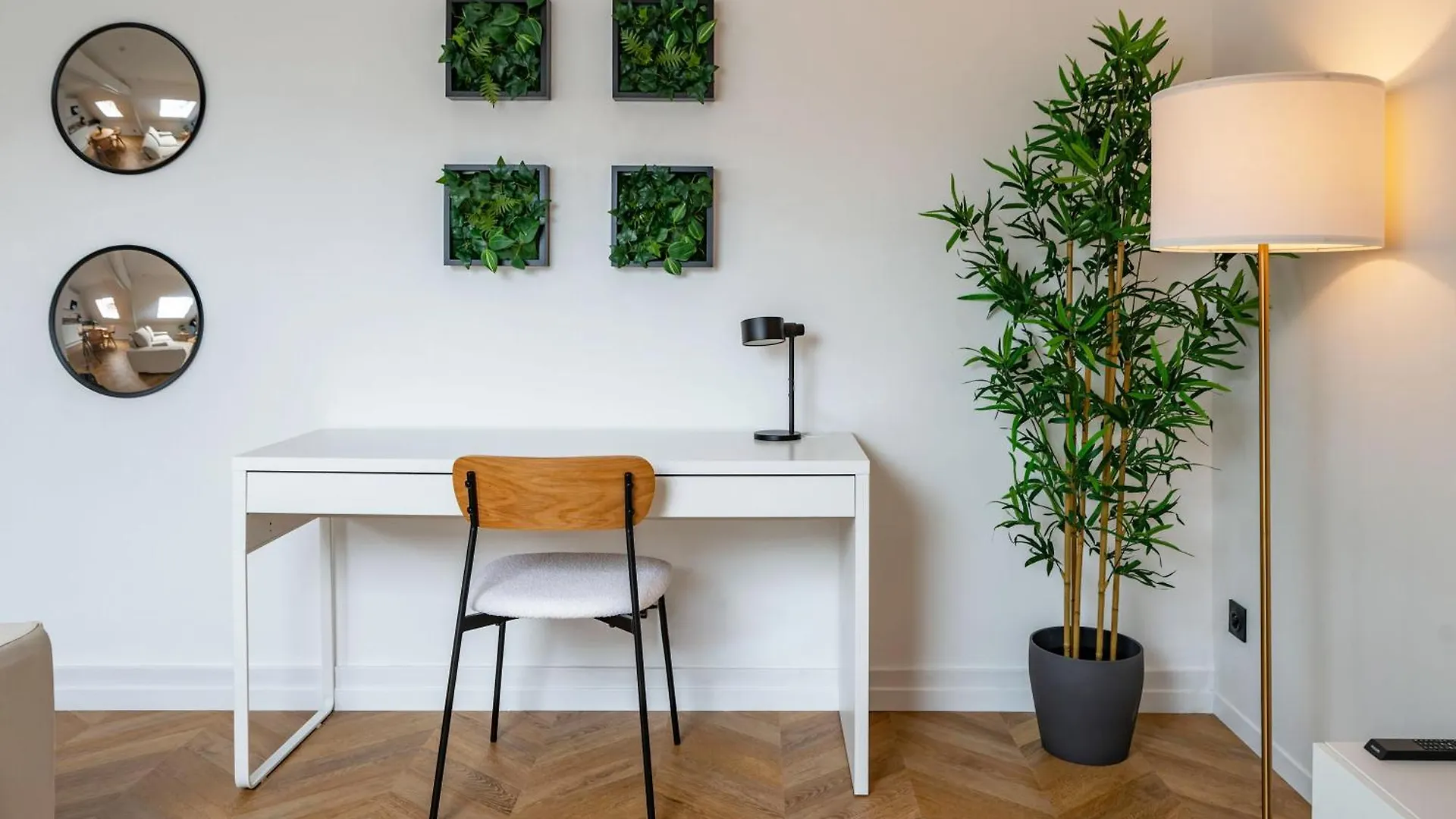 Residence Jaures - Appartements Design Et Climatises En Centre Ville Vichy 0*,  France