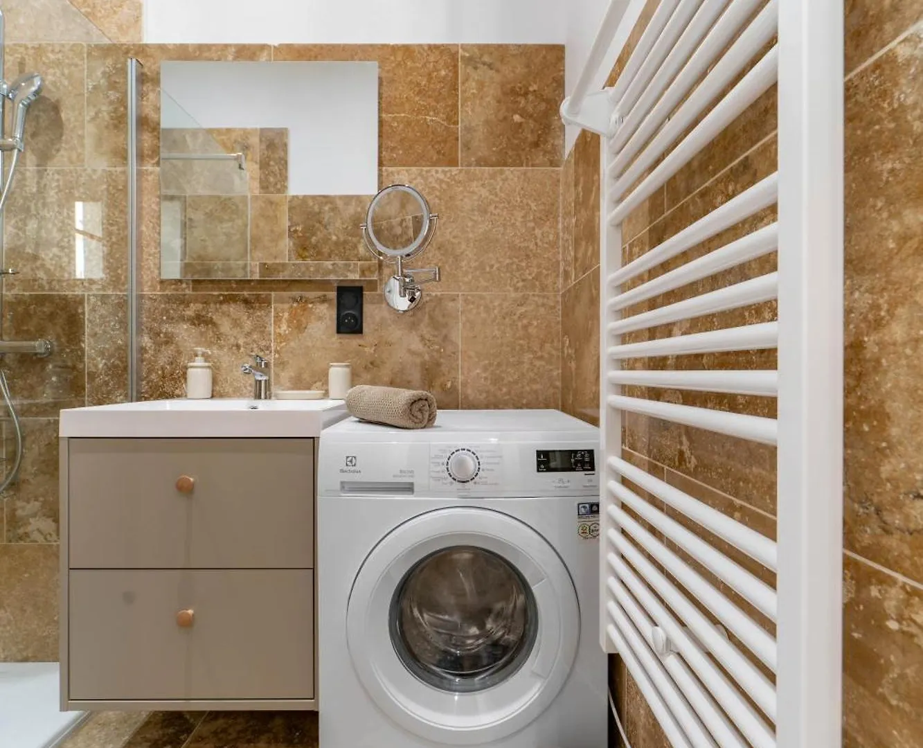 Residence Jaures - Appartements Design Et Climatises En Centre Ville Vichy 0*,